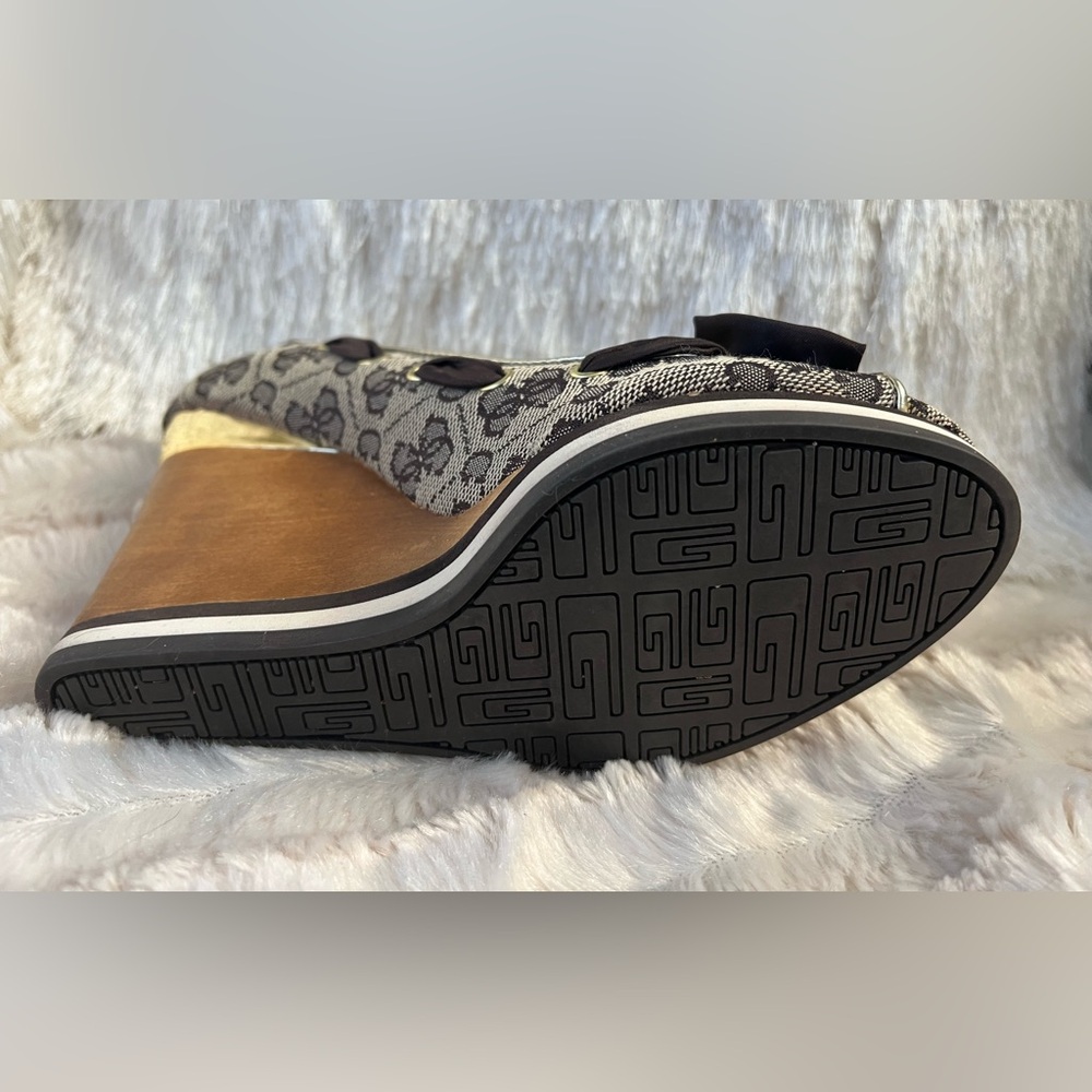 Guess Women's Wedges with Gold and Brown Accents - Picture 7 of 16